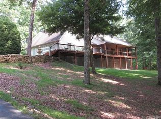 2415 Arrow Trl, Monterey, TN 38574