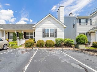 7 Hammett Grove Ln, Greer, SC 29650