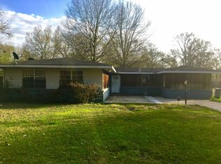 11072 Tams Dr, Baton Rouge, LA 70815