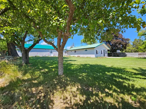 930 Hub Ln, Hamilton, MT 59840