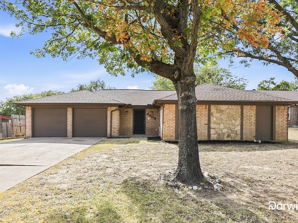 6609 Chilton Dr