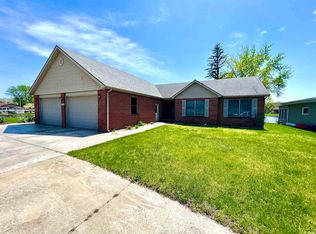 2285 Marina Dr, Rochester, IN 46975