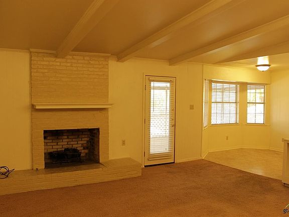 5th image of 1802 Yosemite Dr