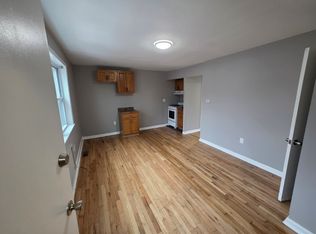 249 Weequahic Ave #1, Newark, NJ 07112