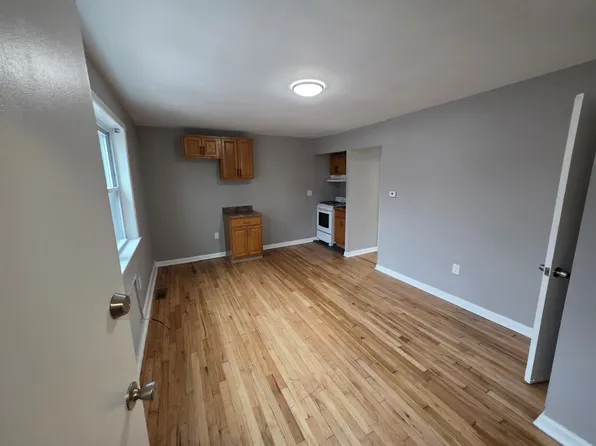 249 Weequahic Ave #1, Newark, NJ 07112