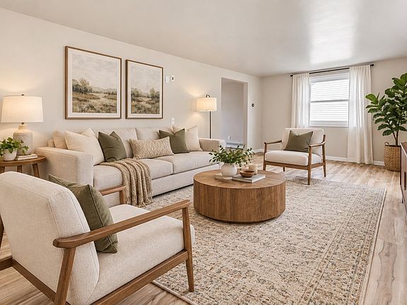 4th image of 424 Saint Jude St