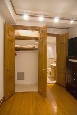 Rented by WAM Partners - William Moses Co. | media 54