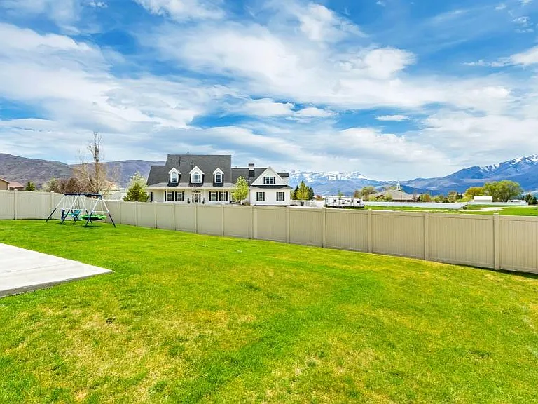 2254 S Baxter Dr — Photo 34
