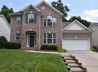 6829 Charter Hills Rd, Charlotte, NC 28277