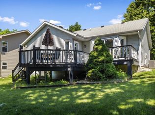 833 W Mohawk TRAIL, De Forest, WI 53532
