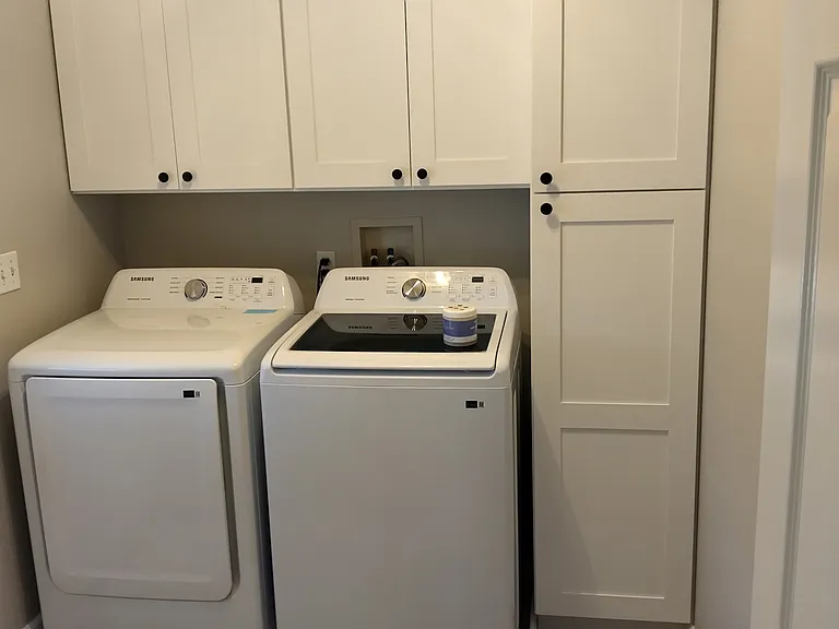 700 E Washington St #3 — Photo 11