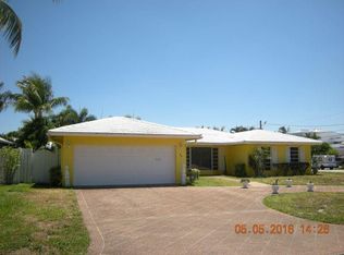24 Castle Harbor Is, Fort Lauderdale, FL 33308