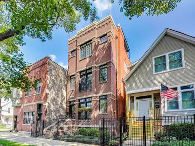 3555 N Marshfield Ave #1, Chicago, IL, 60657