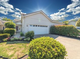60 Magnolia Dr, Creswell, OR 97426