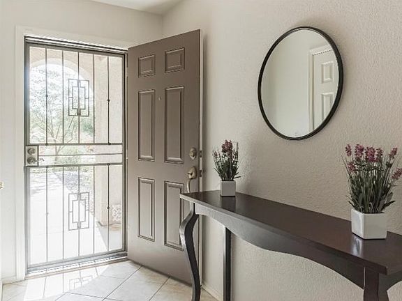 short term/med term rent (2+ months) beautifully furnished and includes all utilities/ WIFI & cable