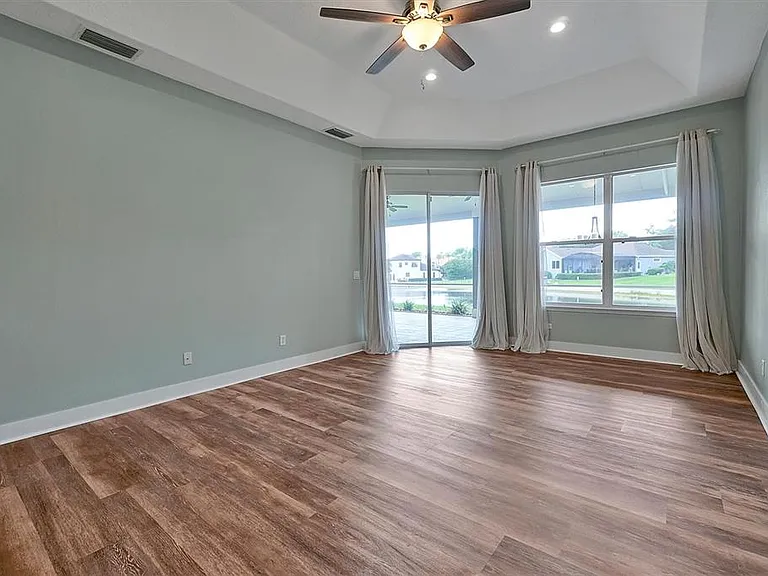 231 Lakay Pl — Photo 18