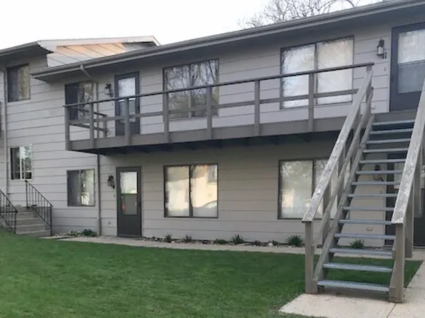 Rock Rapids 12-Unit (The Oaks Apartments)