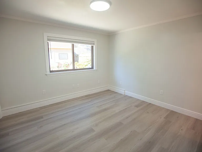 52 Camelot Ct — Photo 10