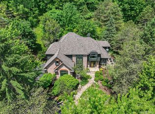 8897 Morning Mist Dr, Clarkston, MI 48348