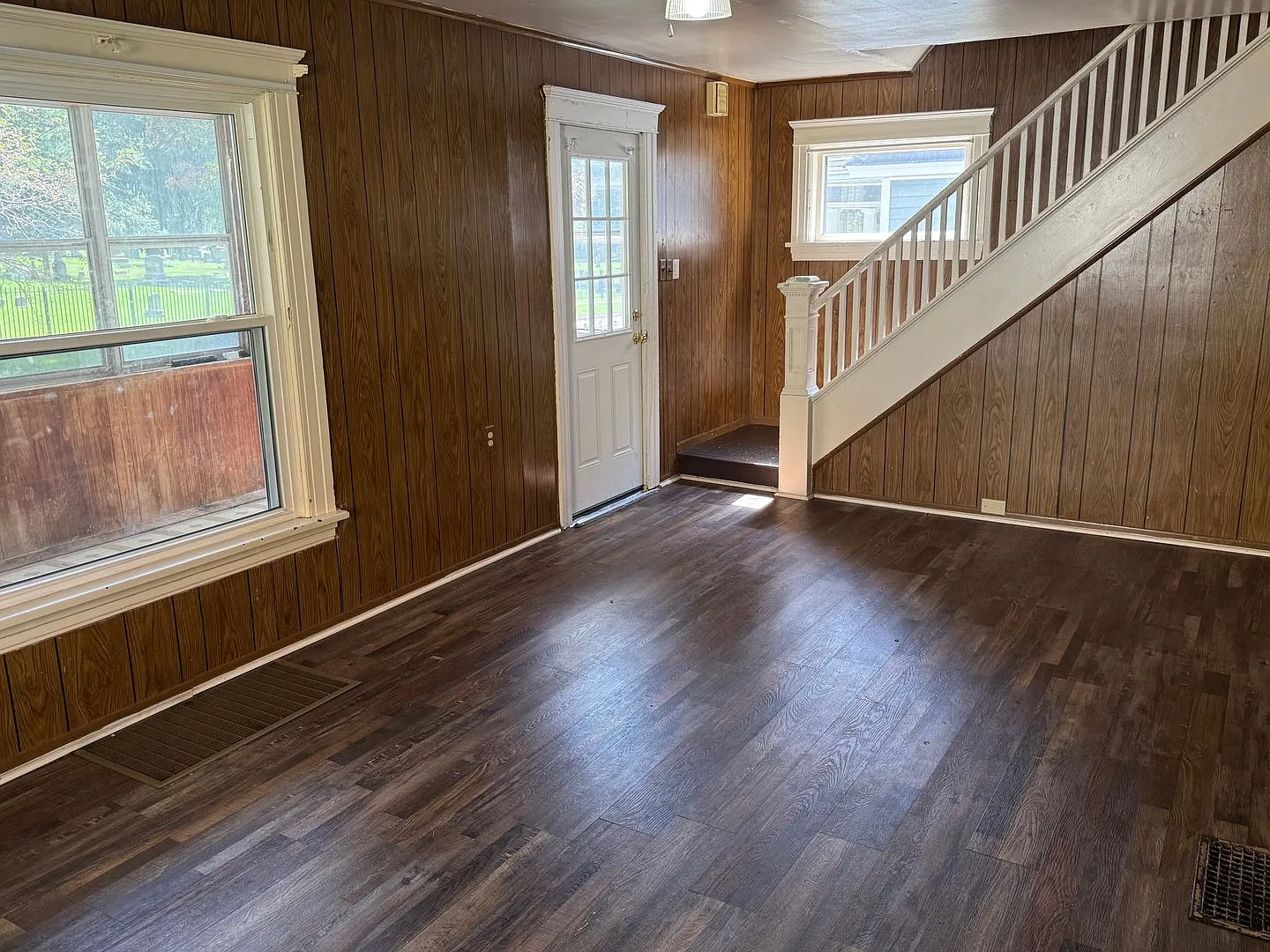 1038 Greenwood Ave. — Photo 2