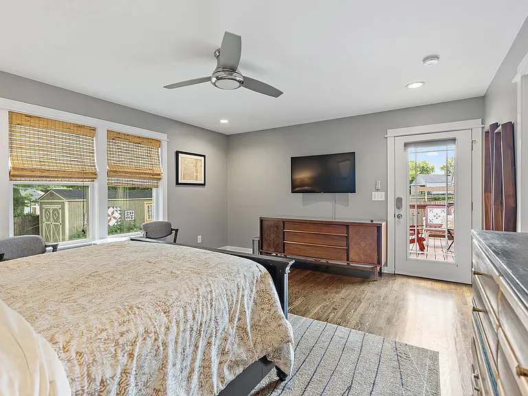 2706 Deerfield Dr — Photo 10