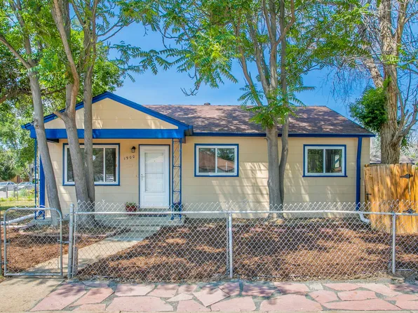 1900 Akron St, Aurora, CO 80010