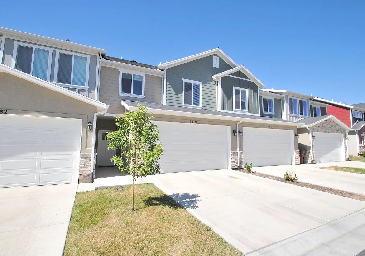 Enjoy the Best of West Haven | Close to Amenities Townhome — Photo 2