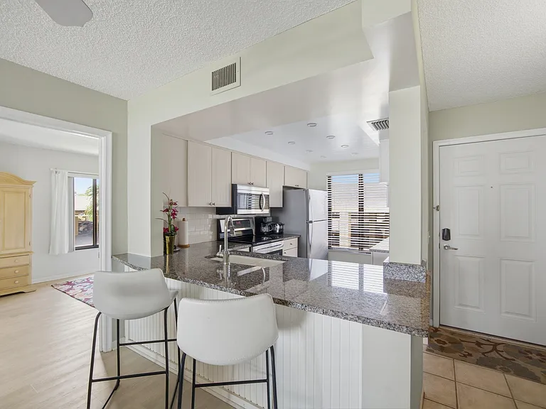 6322 Palma Del Mar Blvd S — Photo 7