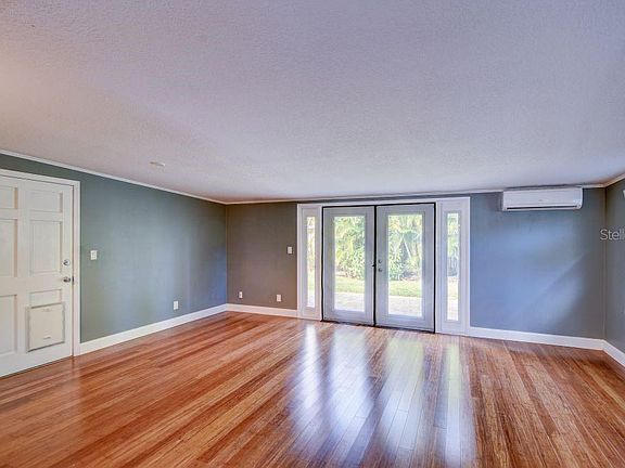 5th image of 6504 Mockingbird Way S