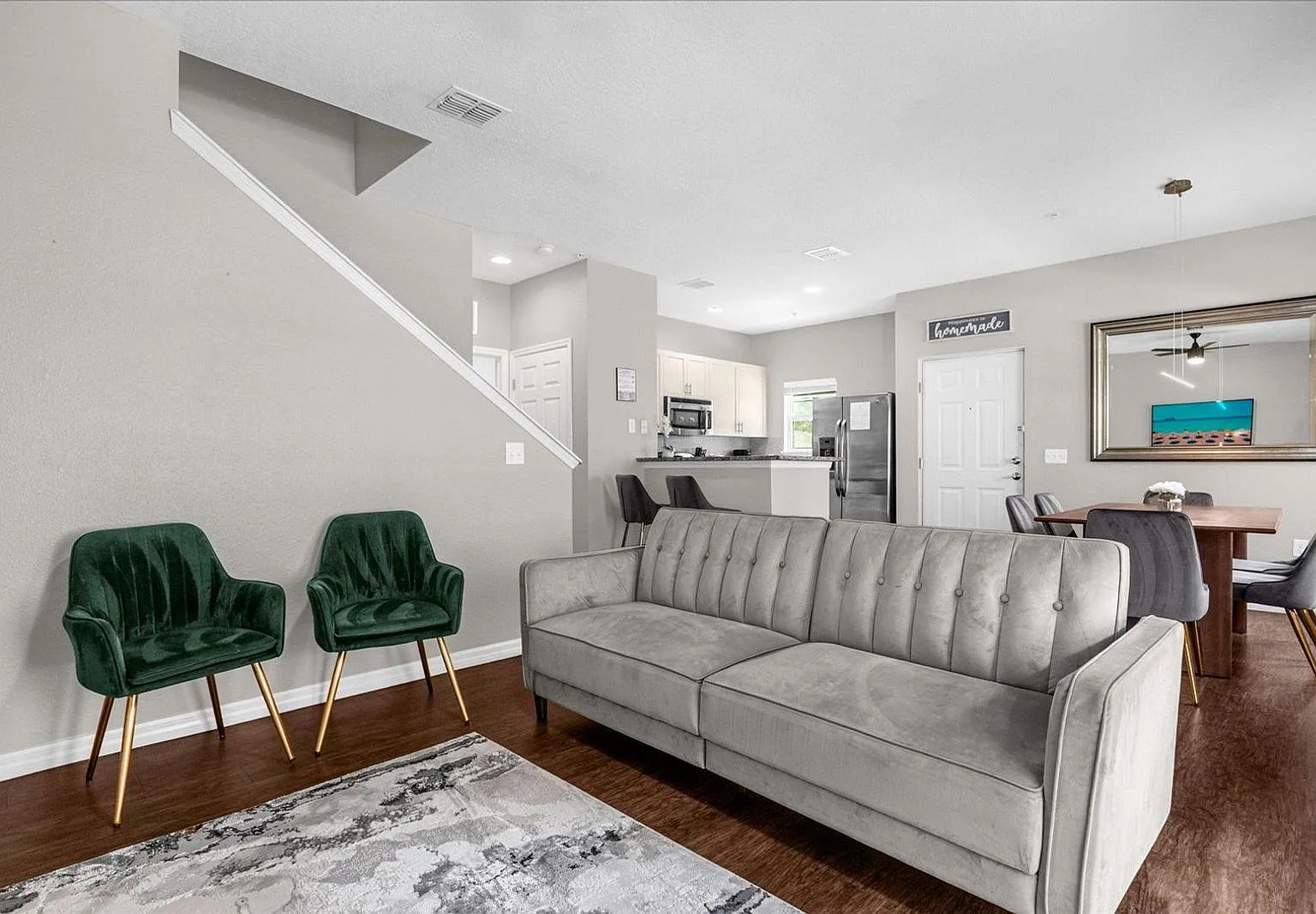 4 bed, 3.0 bath, 1694 sqft, $2,800 — Photo 3