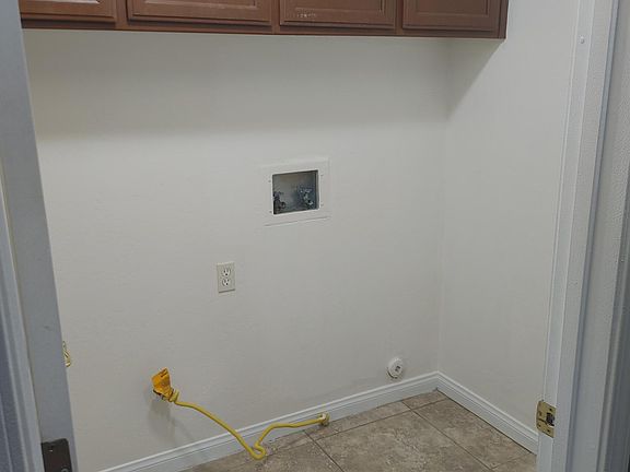 4th image of 7801 Walpole Ave #A