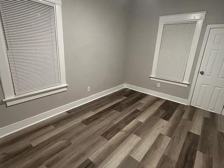 4119 Forest Ave — Photo 6