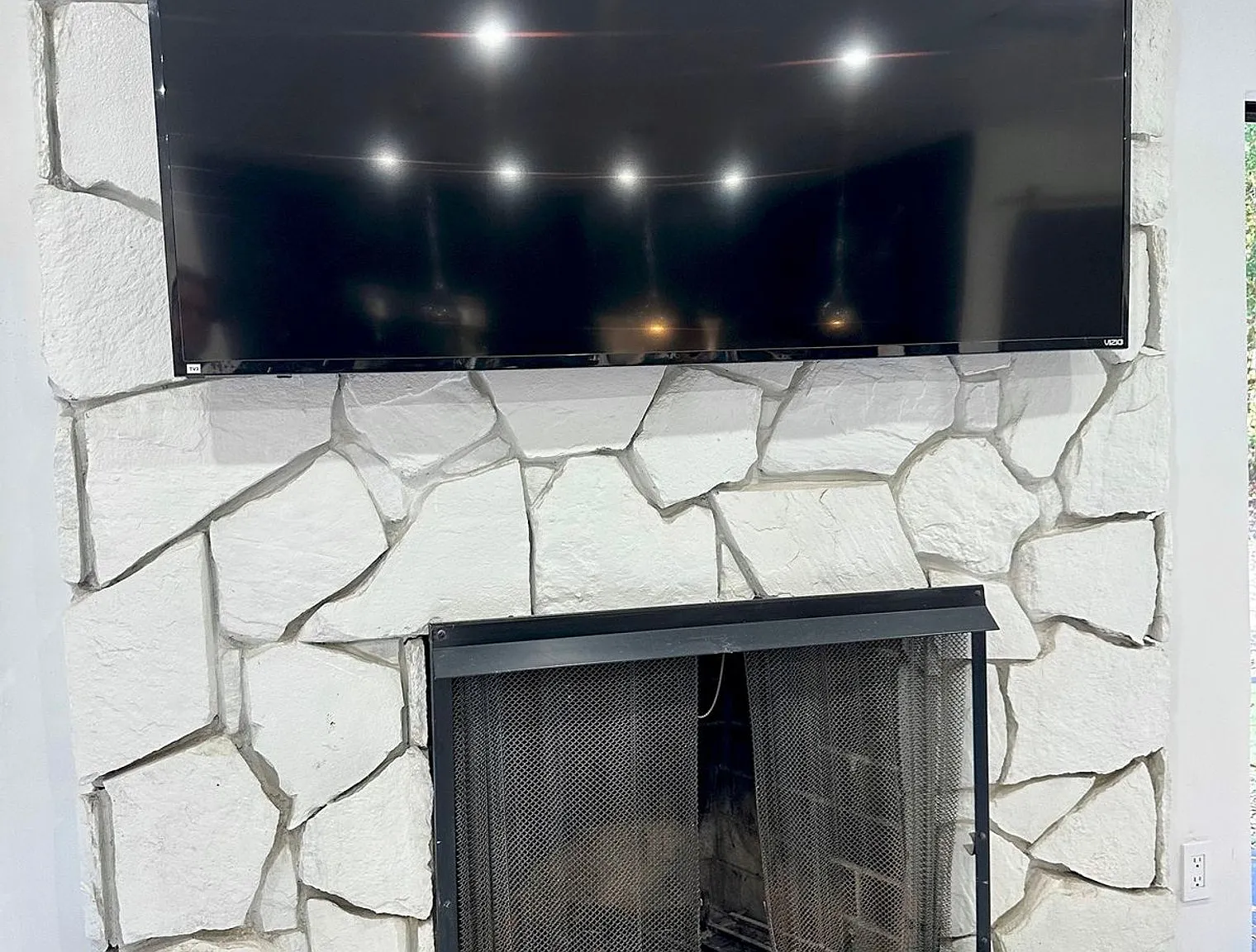 6 bed, 4.0 bath, 2152 sqft, $20,580 — Photo 1