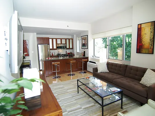 Sold by Sotheby's International Realty | media 9