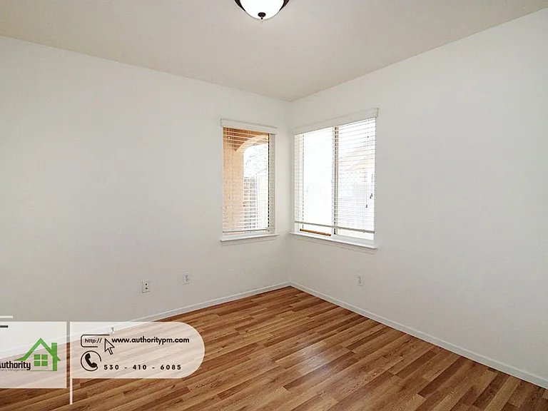 19531 Prospect Peak Ct #B — Photo 16