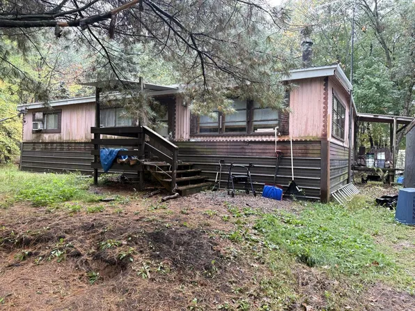 W5317 Terri Ct, Shawano, WI 54166