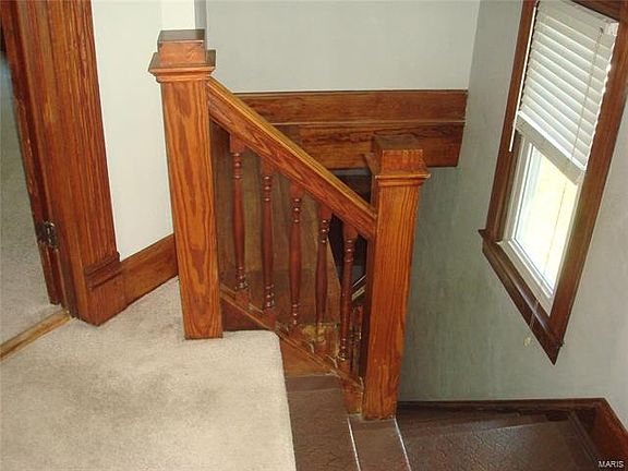 5th image of 1011 N Washington Ave