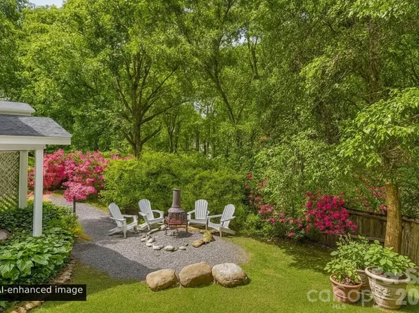 18 Wild Violet Ln, Arden, NC 28704