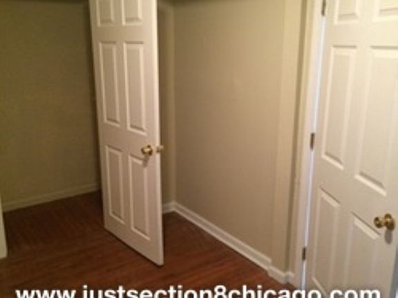 4th image of 7300 S Claremont Ave
