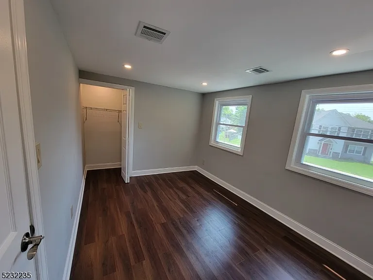 223 Halsey Rd #3 — Photo 28
