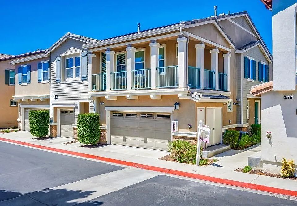 1st image of 27888 Avenida Avila