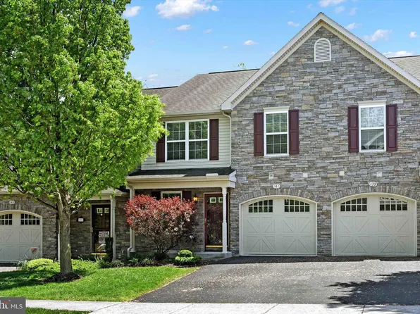 141 Needlewood Dr, Harrisburg, PA 17112
