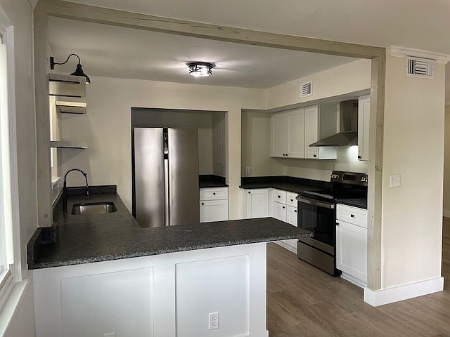 1st image of 6905 Cleaton Rd #2