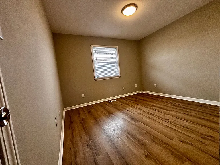 314 - 322 Kenbrook Drive — Photo 21