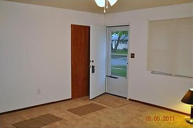 2nd image of 3439 Bryant St