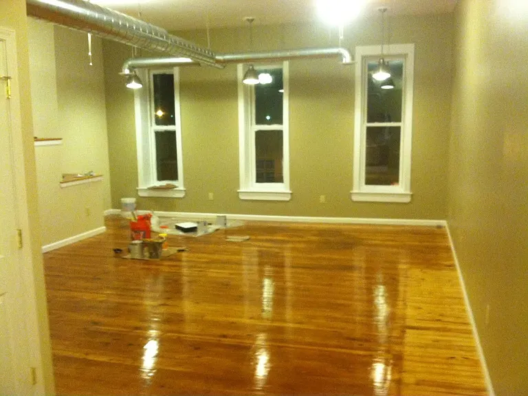 110 1/2 E Exchange St #1/2 — Photo 2