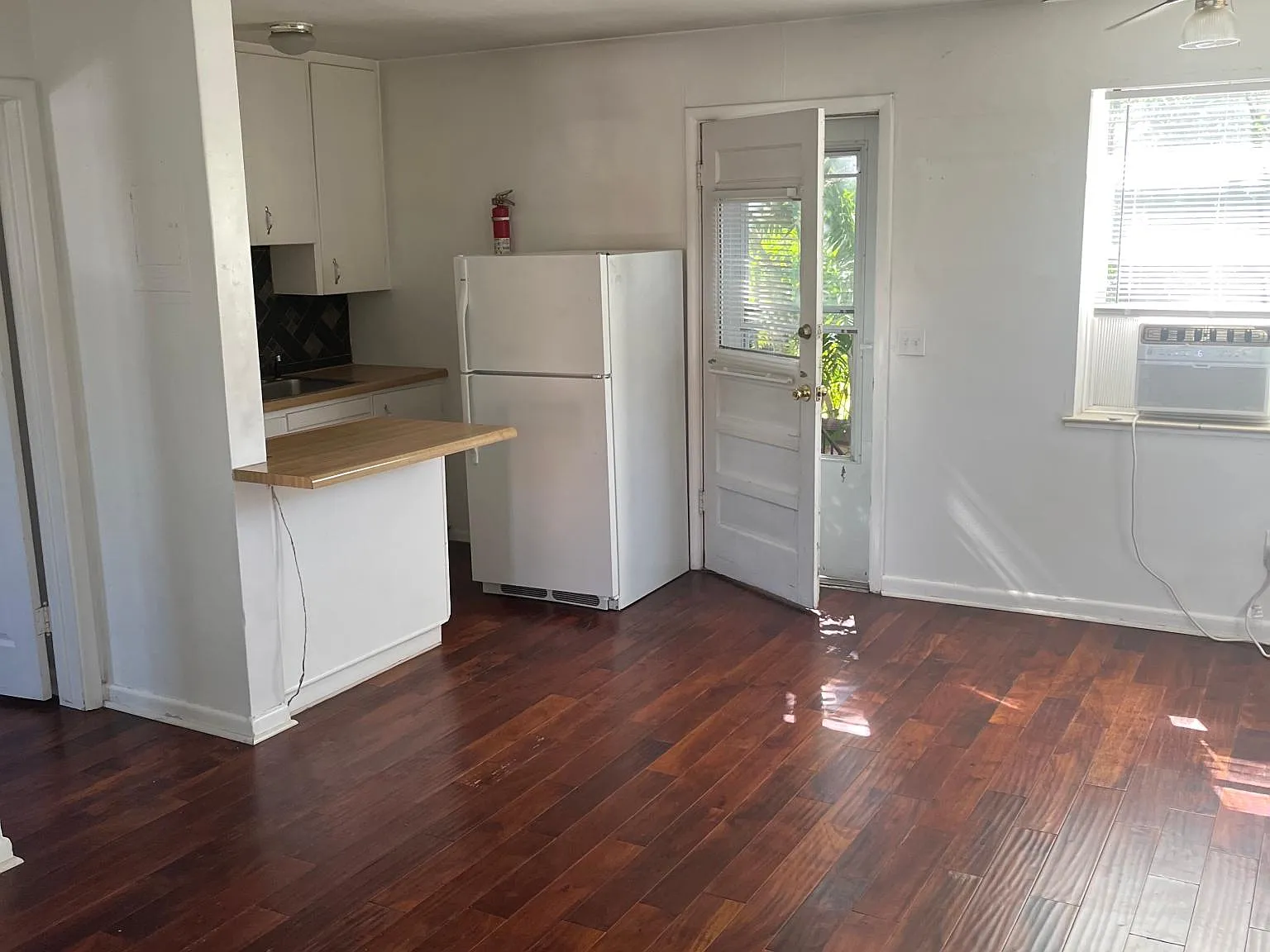 1 bed, 600 sqft, $1,000 — Photo 3