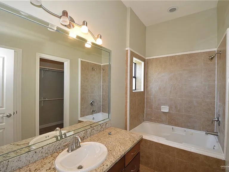 2815 Mimosa St #3 — Photo 13