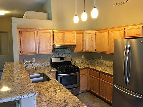 3rd image of 2110 Los Feliz St Unit 2086