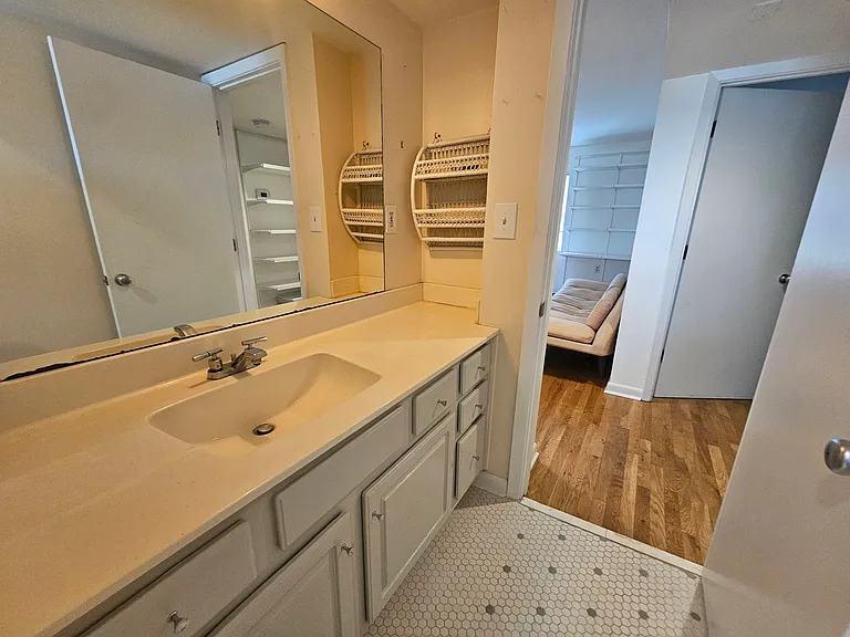 575 Flat Shoals Ave SE #8 — Photo 14